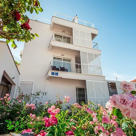 Apartment Gelo *