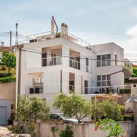 Apartment Gelo *