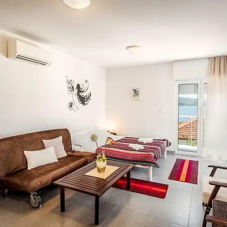 Apartment Gelo *